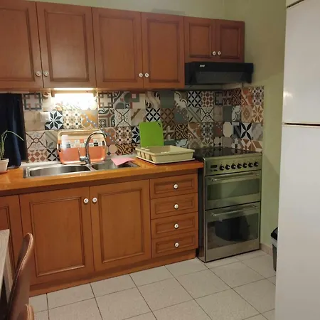 Virginia テッサロニキ